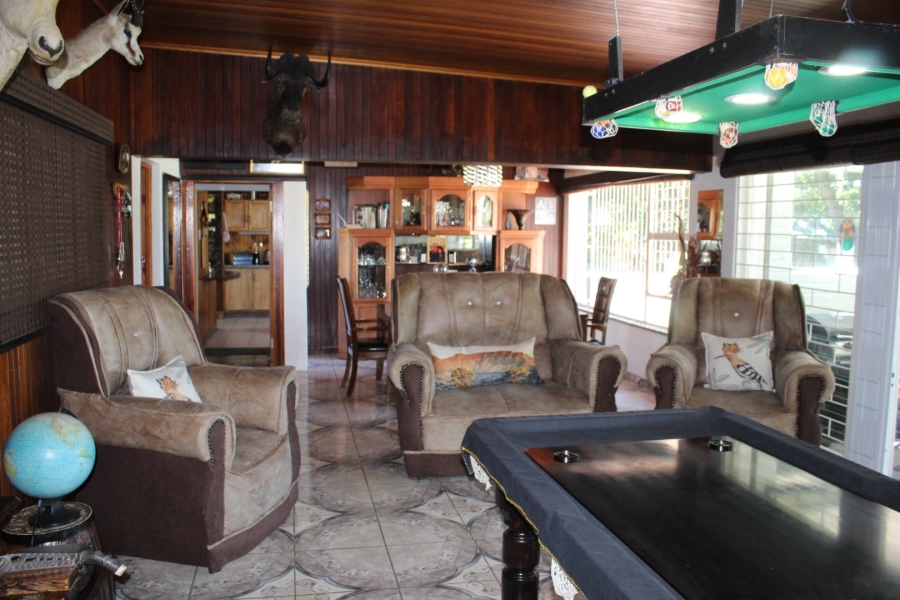 Commercial Property for Sale in Lindequesdrif North West